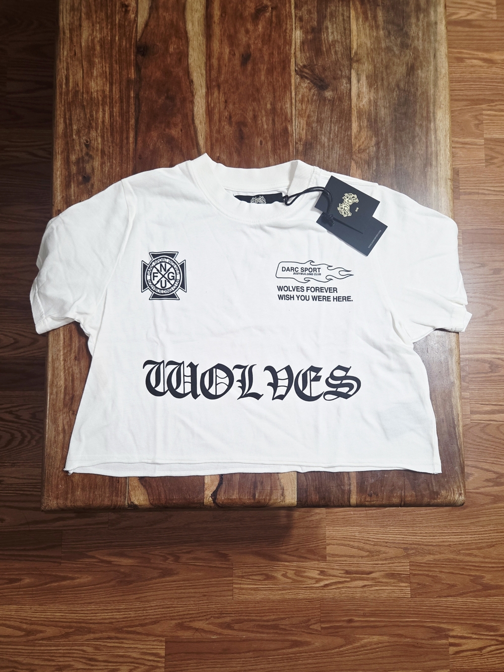 Darc Sport -SHE- Women's "Forged" Premium Wolves Cropped Tee. Size Small.